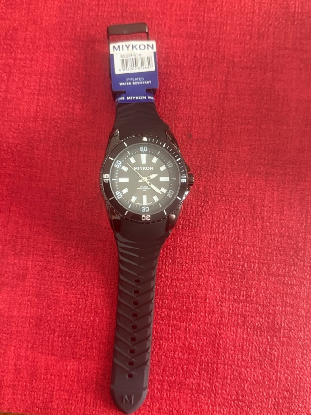 Men's Black Sport Watch - Water Resistant
